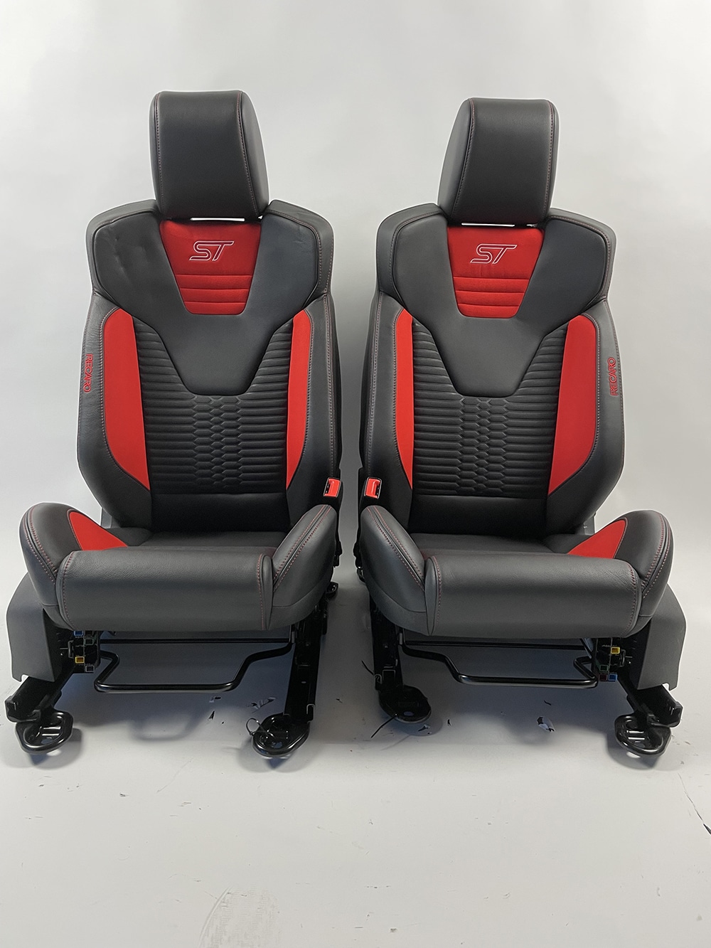 RECARO Ford Focus ST 2018 online bestellen bij Carseatz