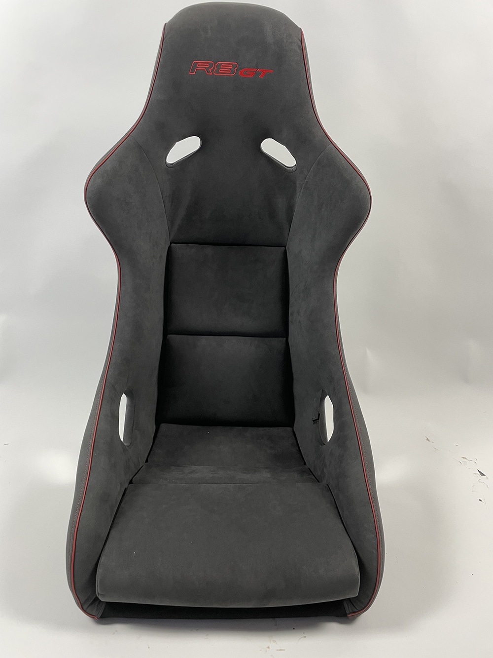 10009 Audi R8 Seats 8