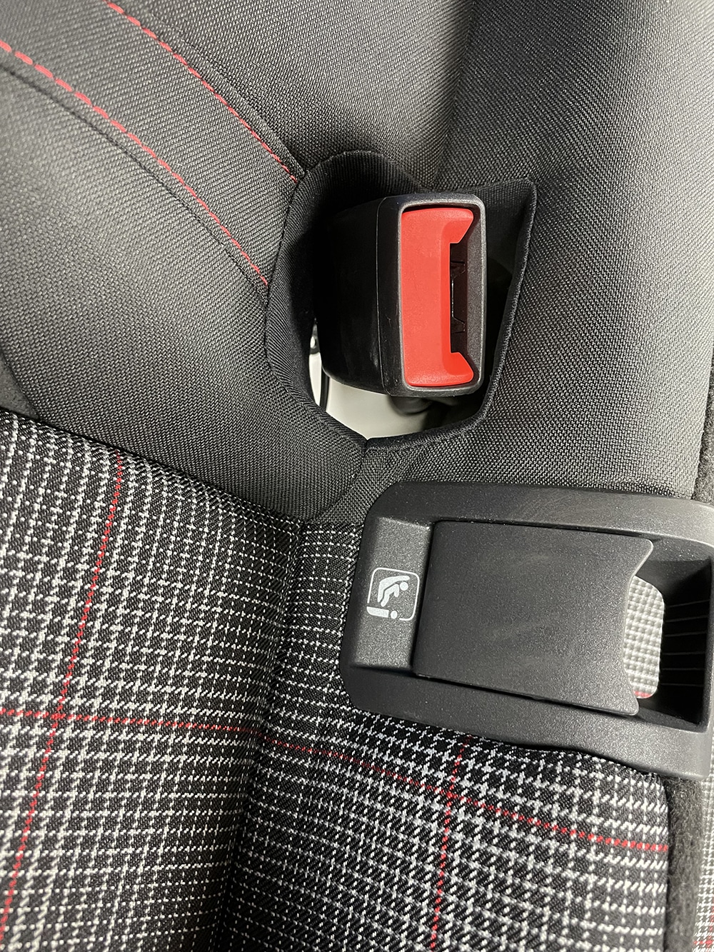 10014 Vw Golf8 Seats 10