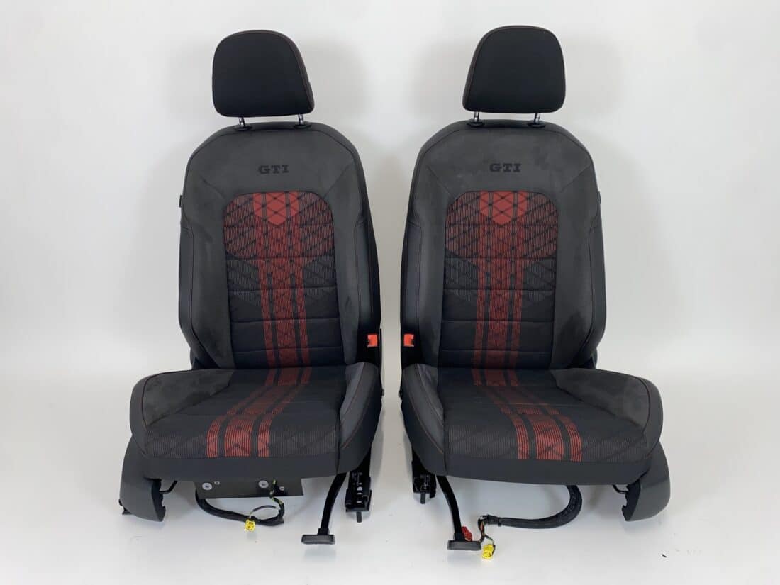 Données du conteneur Trp Post - ID Trp Post 6429 - Intérieur VW Golf 7 GTI TCR - Alcantara et tissu gris-rouge - Conteneur Trp Post