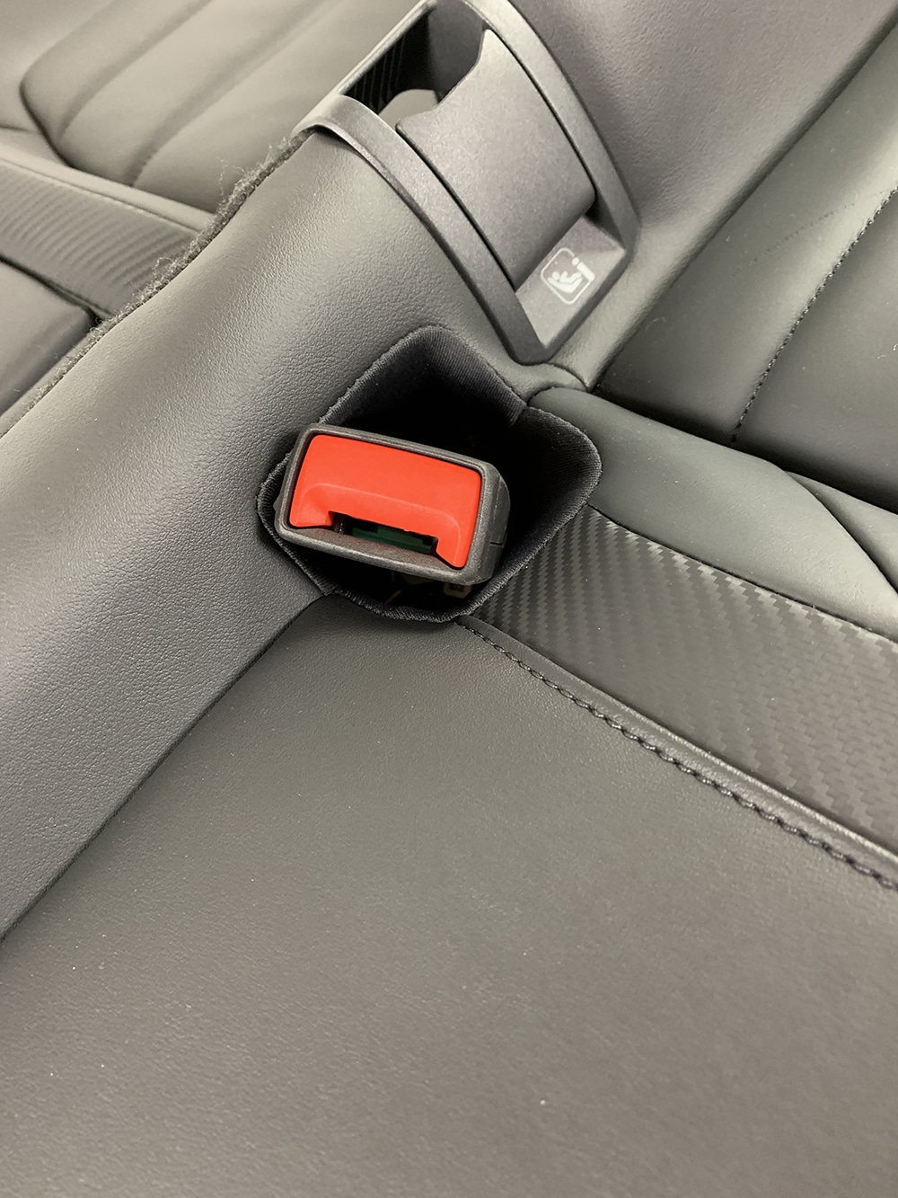 10040 VW Golf8 Seats16