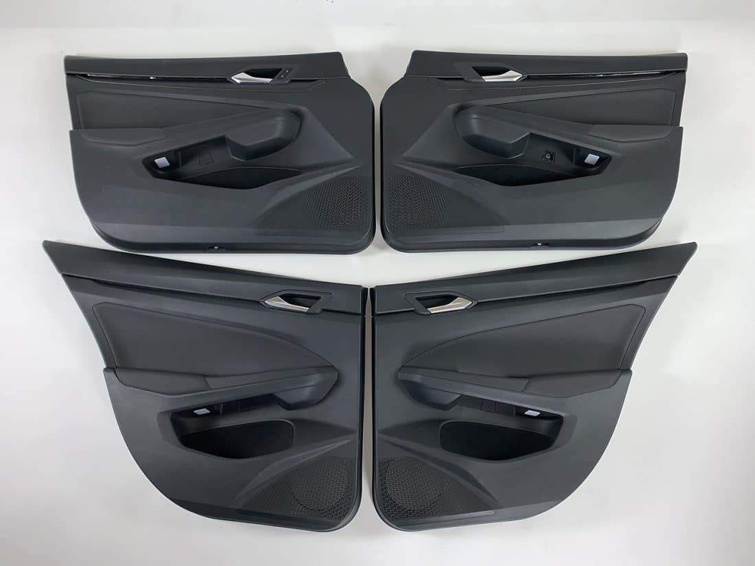 10040 VW Golf8 Seats24