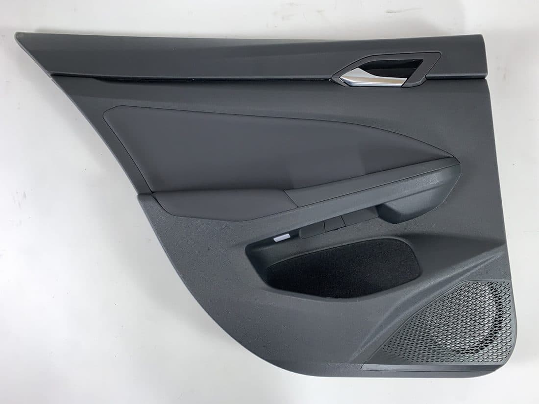 10040 VW Golf8 Seats31