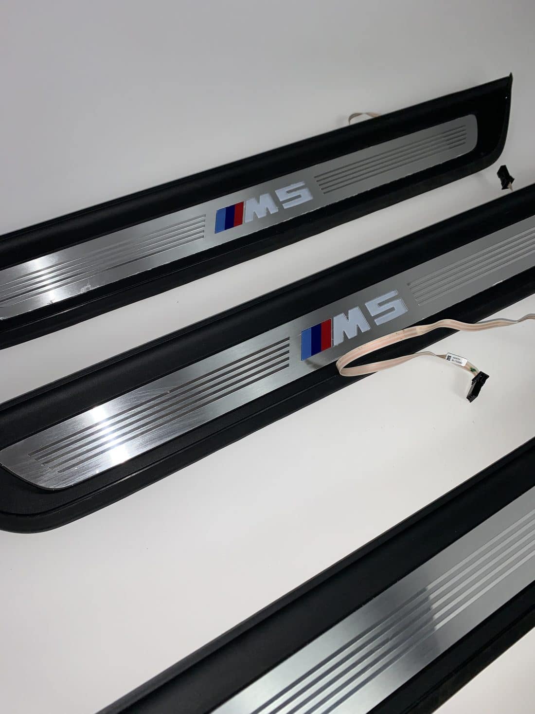 Données du conteneur Trp Post Id 8711 Intérieur Bmw M5 F90 Cuir Silverstone Conteneur Trp Post