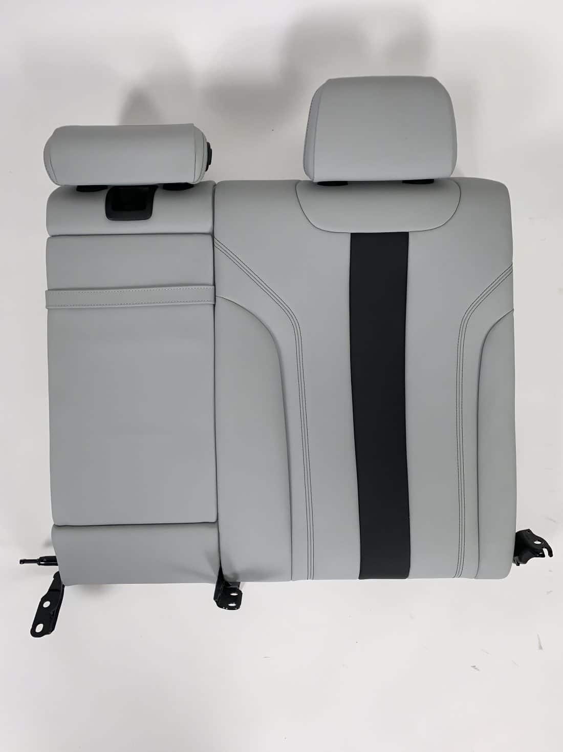 Données du conteneur Trp Post Id 8711 Intérieur Bmw M5 F90 Cuir Silverstone Conteneur Trp Post