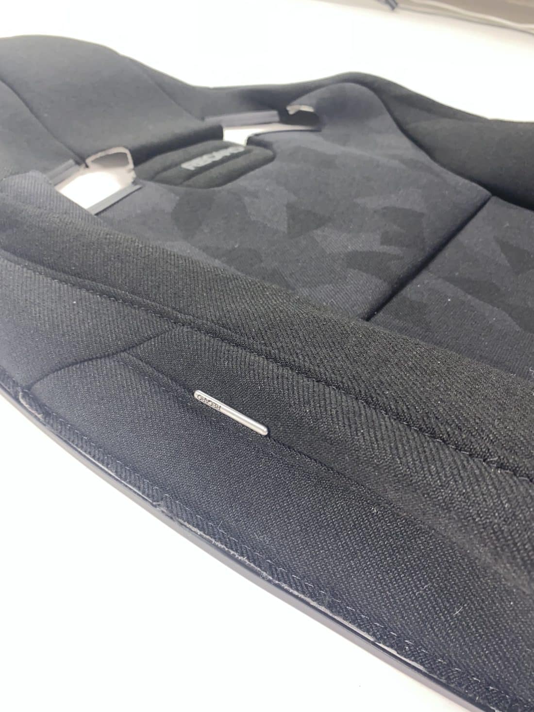 Recaro Bekleding Set Rugleuning Amp Zitting Cross Sportster Rechts Recaro Bekleding Set Rugleuning Amp Zitting Cross Sportster Rechts