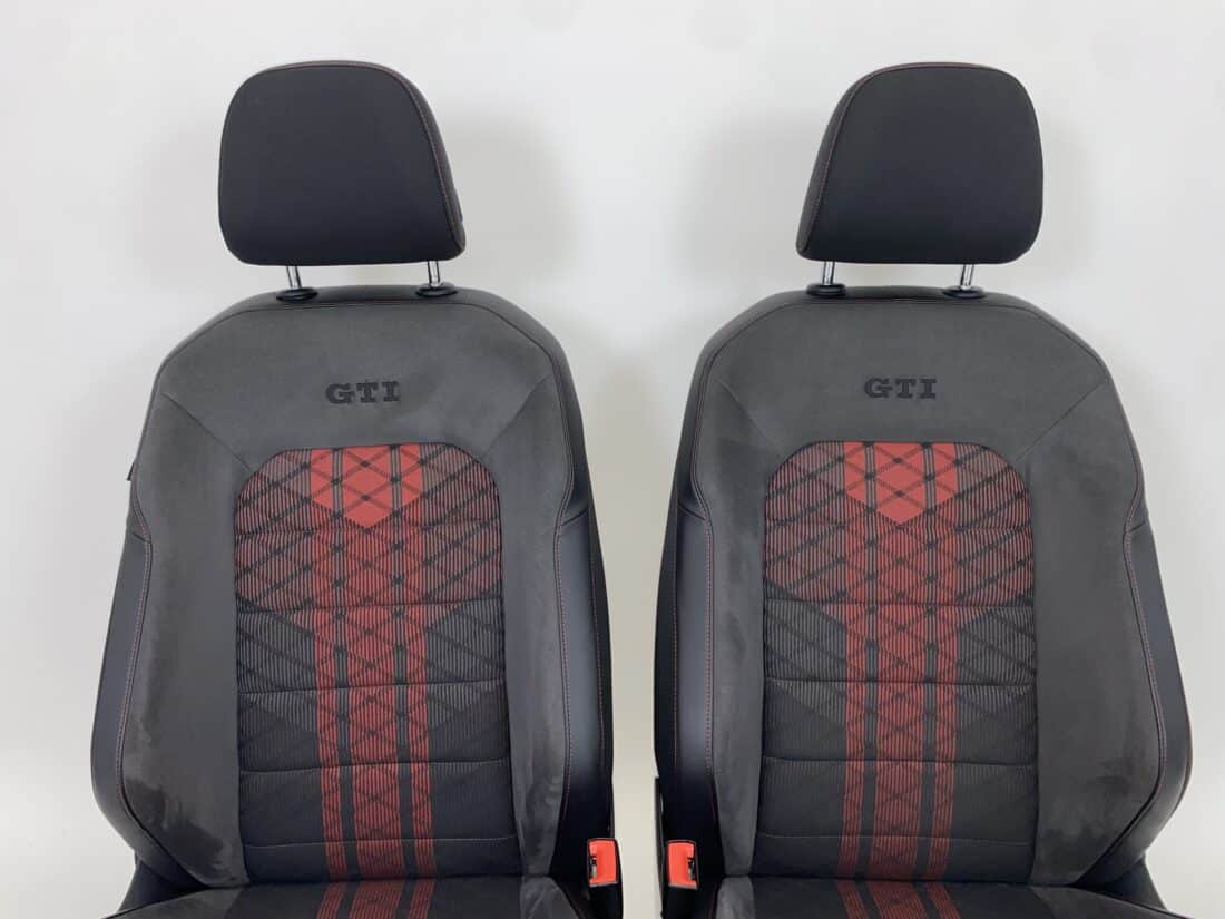 Trp Post Container-Daten Trp Post-ID 10217 Innenausstattung VW Golf 7 GTI TCR Alcantara/Stoff grau/rot Trp Post Container