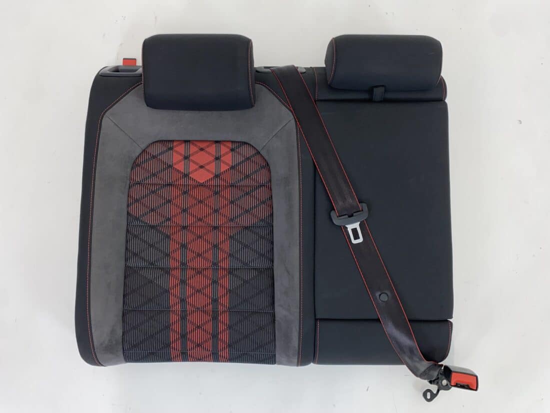 Trp Post Container-Daten Trp Post-ID 10217 Innenausstattung VW Golf 7 GTI TCR Alcantara/Stoff grau/rot Trp Post Container
