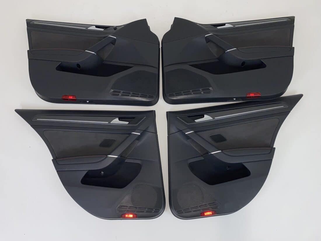 Trp Post Container-Daten Trp Post-ID 10217 Innenausstattung VW Golf 7 GTI TCR Alcantara/Stoff grau/rot Trp Post Container