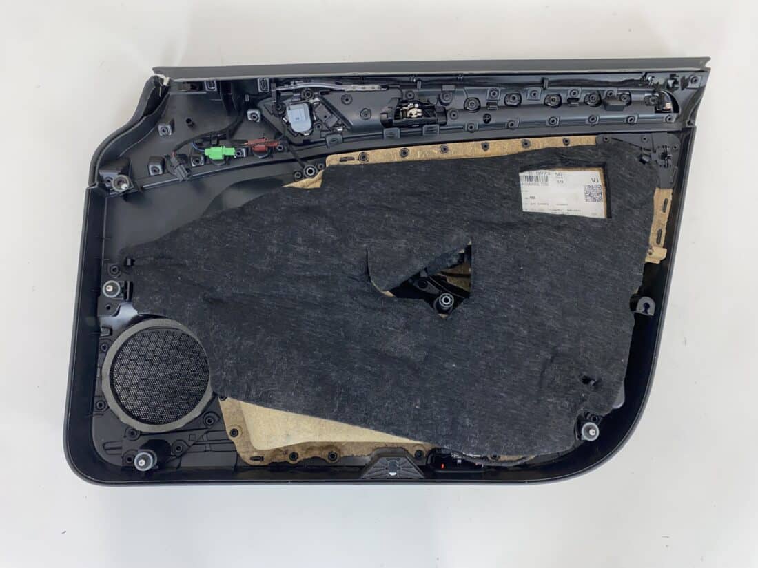 Trp Post Container-Daten Trp Post-ID 10217 Innenausstattung VW Golf 7 GTI TCR Alcantara/Stoff grau/rot Trp Post Container