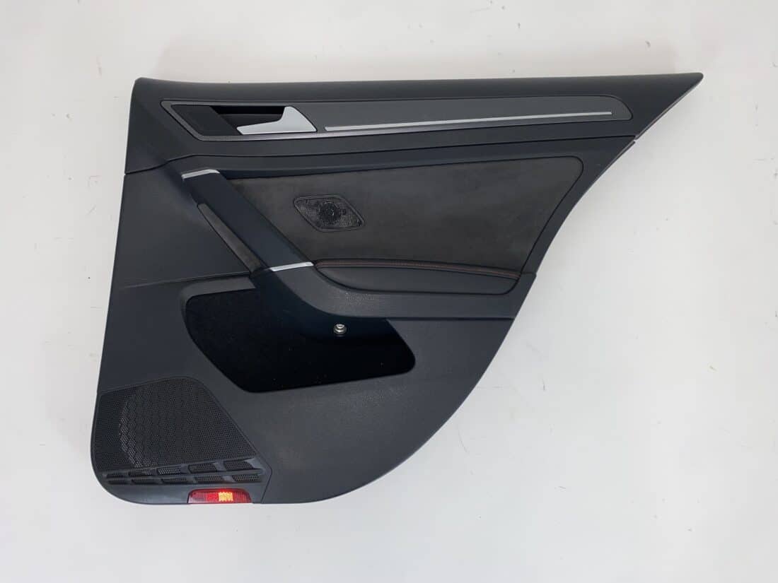 Trp Post Container-Daten Trp Post-ID 10217 Innenausstattung VW Golf 7 GTI TCR Alcantara/Stoff grau/rot Trp Post Container