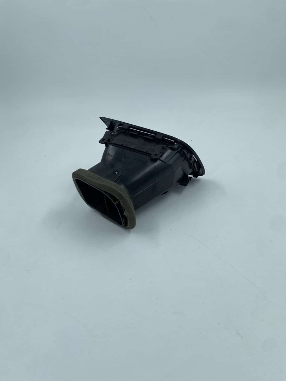 Trp Post Container-Daten Trp Post-ID 10217 Innenausstattung VW Golf 7 GTI TCR Alcantara/Stoff grau/rot Trp Post Container