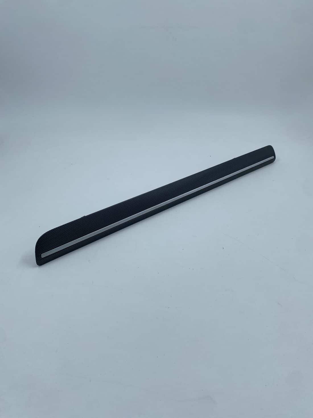 Trp Post Container-Daten Trp Post-ID 10217 Innenausstattung VW Golf 7 GTI TCR Alcantara/Stoff grau/rot Trp Post Container