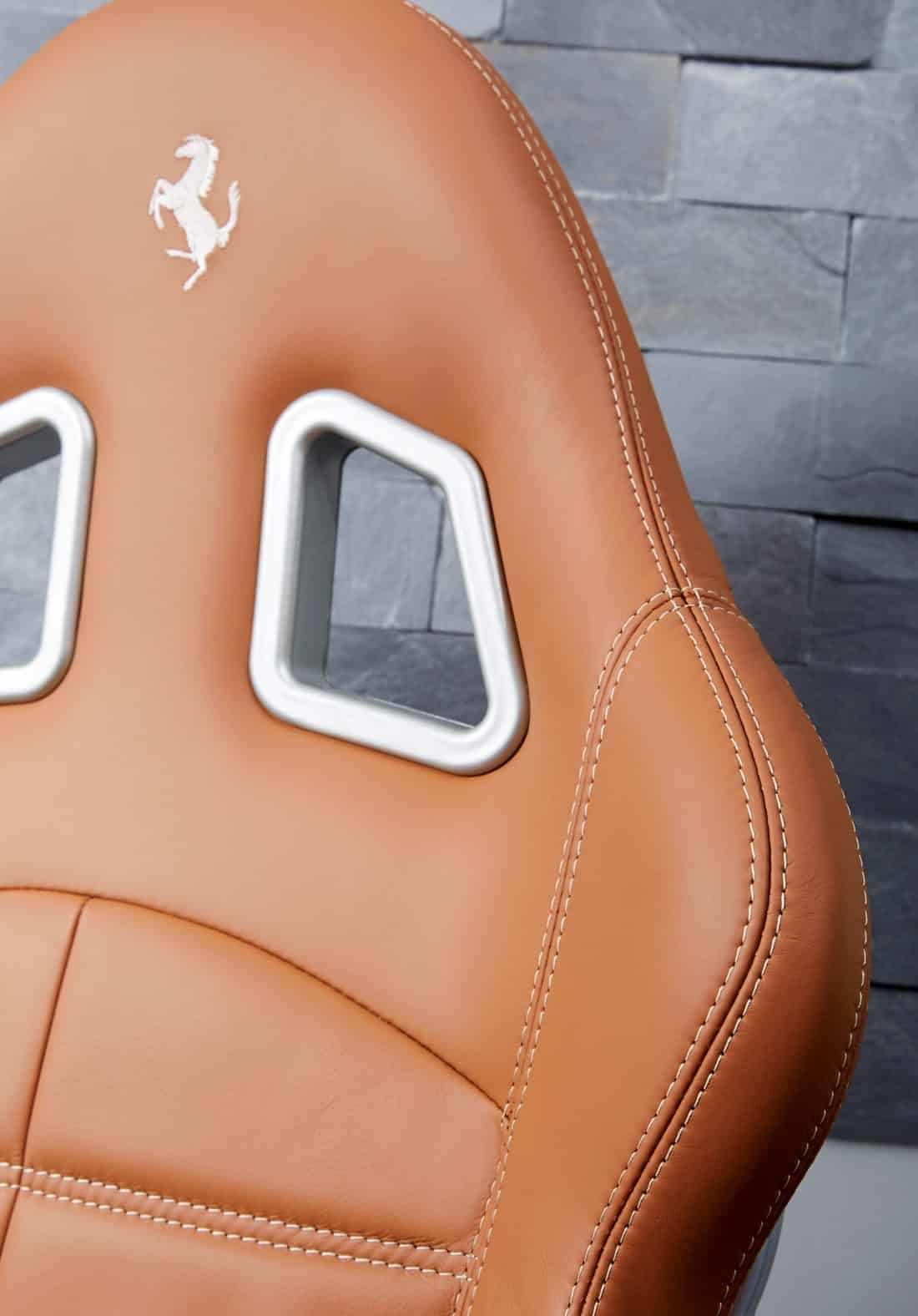 Ferrari Lounger Ferrari Lounger