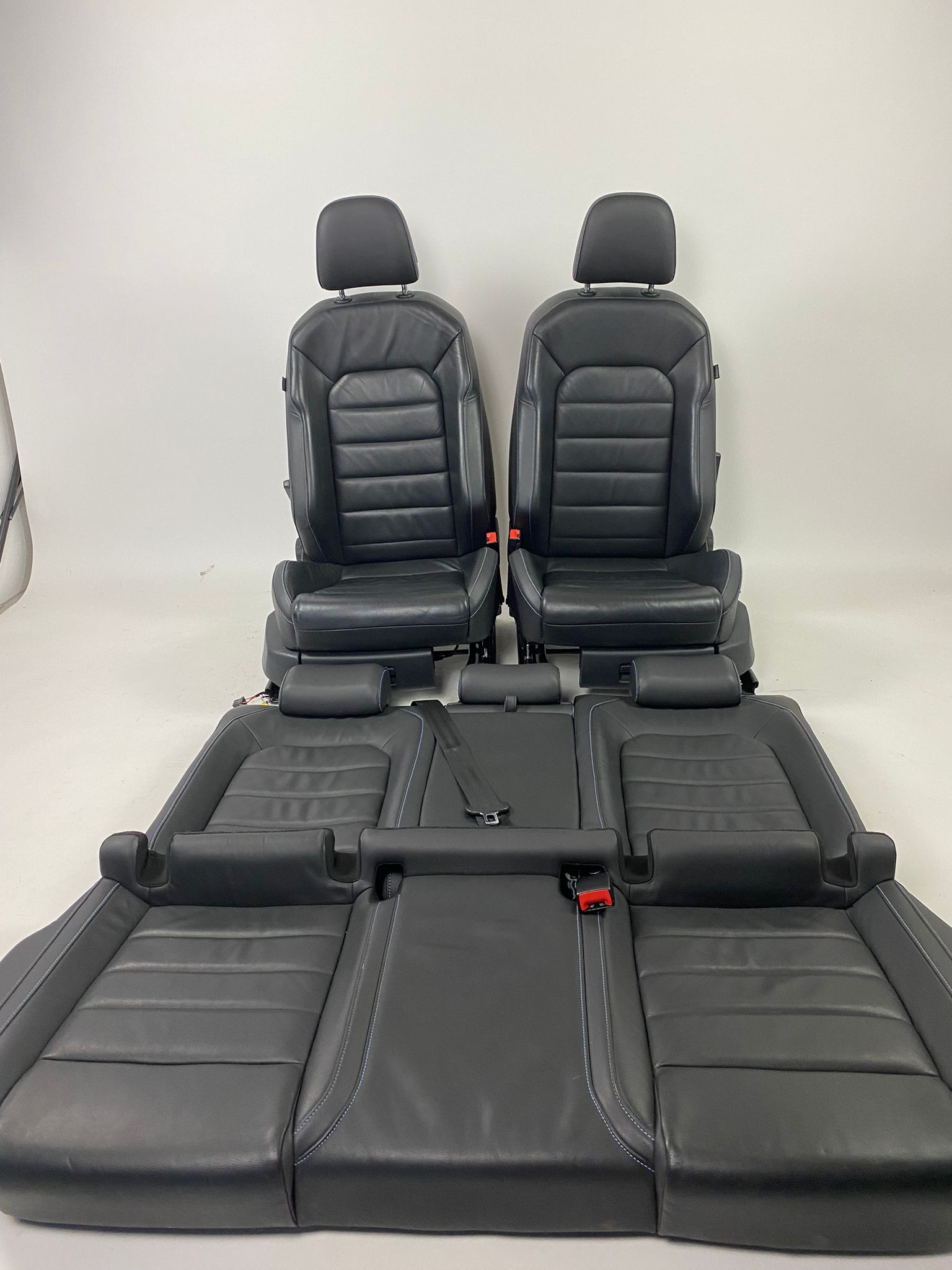 Interior VW Golf 7 GTE Leather Black order online at Carseatz