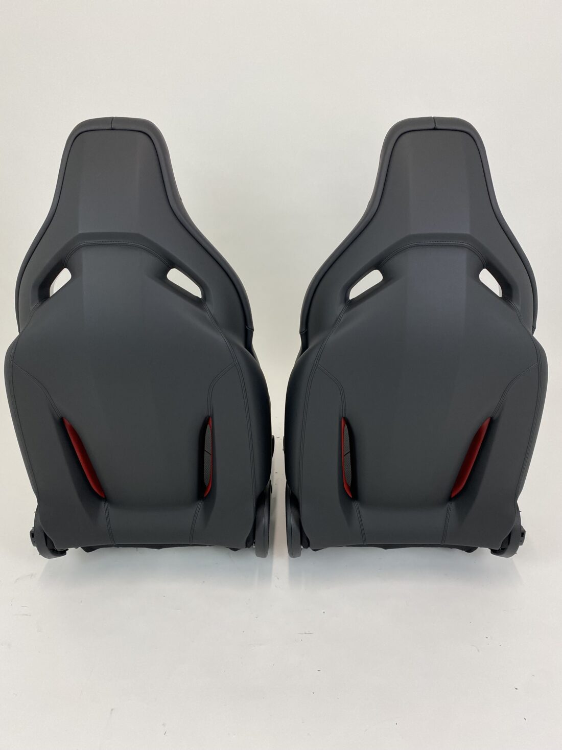 Trp Post Container Data Trp Post Id 15946 Mercedes Benz Clase C Amg Performance Asientos W206 Cuero Gris Negro Con Detalle Rojo Trp Post Container