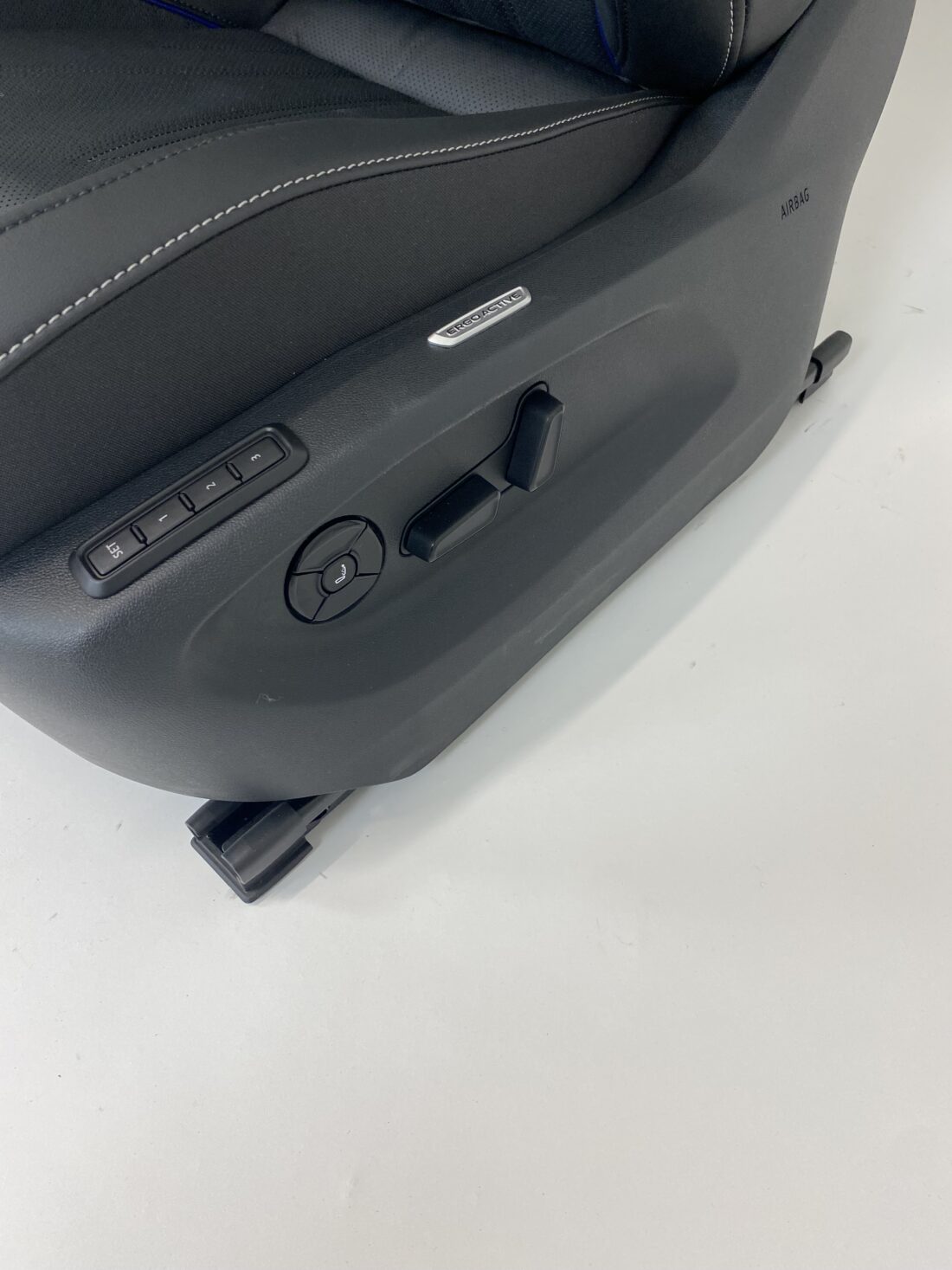Trp Post Container Data Trp Post Id 16005 Interior Vw Tiguan Leather Black With Blue Details Trp Post Container Trp Post Container Data Trp Post Id 16005 Interior Vw Tiguan Leather Black With Blue Details Trp Post Container