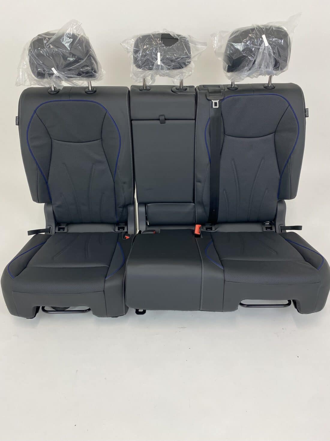 Trp Post Container Data Trp Post Id 16005 Interior Vw Tiguan Leather Black With Blue Details Trp Post Container Trp Post Container Data Trp Post Id 16005 Interior Vw Tiguan Leather Black With Blue Details Trp Post Container