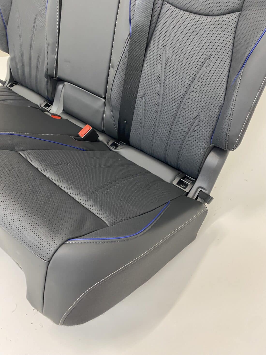 Trp Post Container Data Trp Post Id 16005 Interior Vw Tiguan Leather Black With Blue Details Trp Post Container Trp Post Container Data Trp Post Id 16005 Interior Vw Tiguan Leather Black With Blue Details Trp Post Container