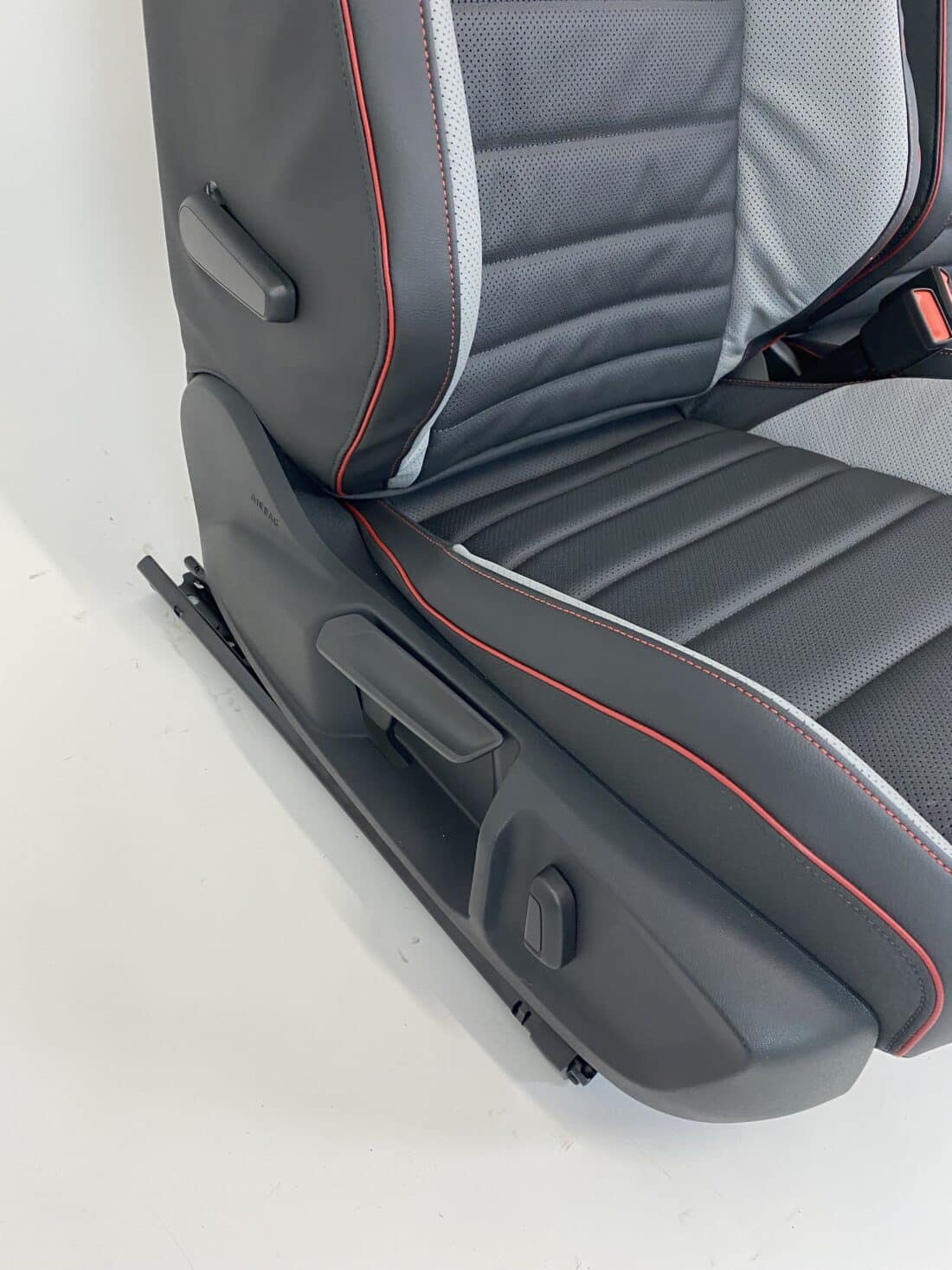 Trp Post Container Data Trp Post Id 16060 Interior Vw Golf 8 Gti Negro Gris Rojo Trp Post Container