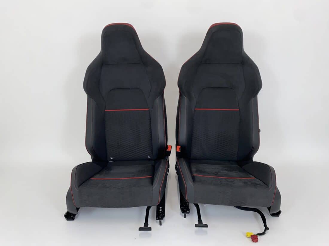Interieur Vw Golf 8 Gti Clubsport Alcantara Grijs Honingraat Rode Strepen