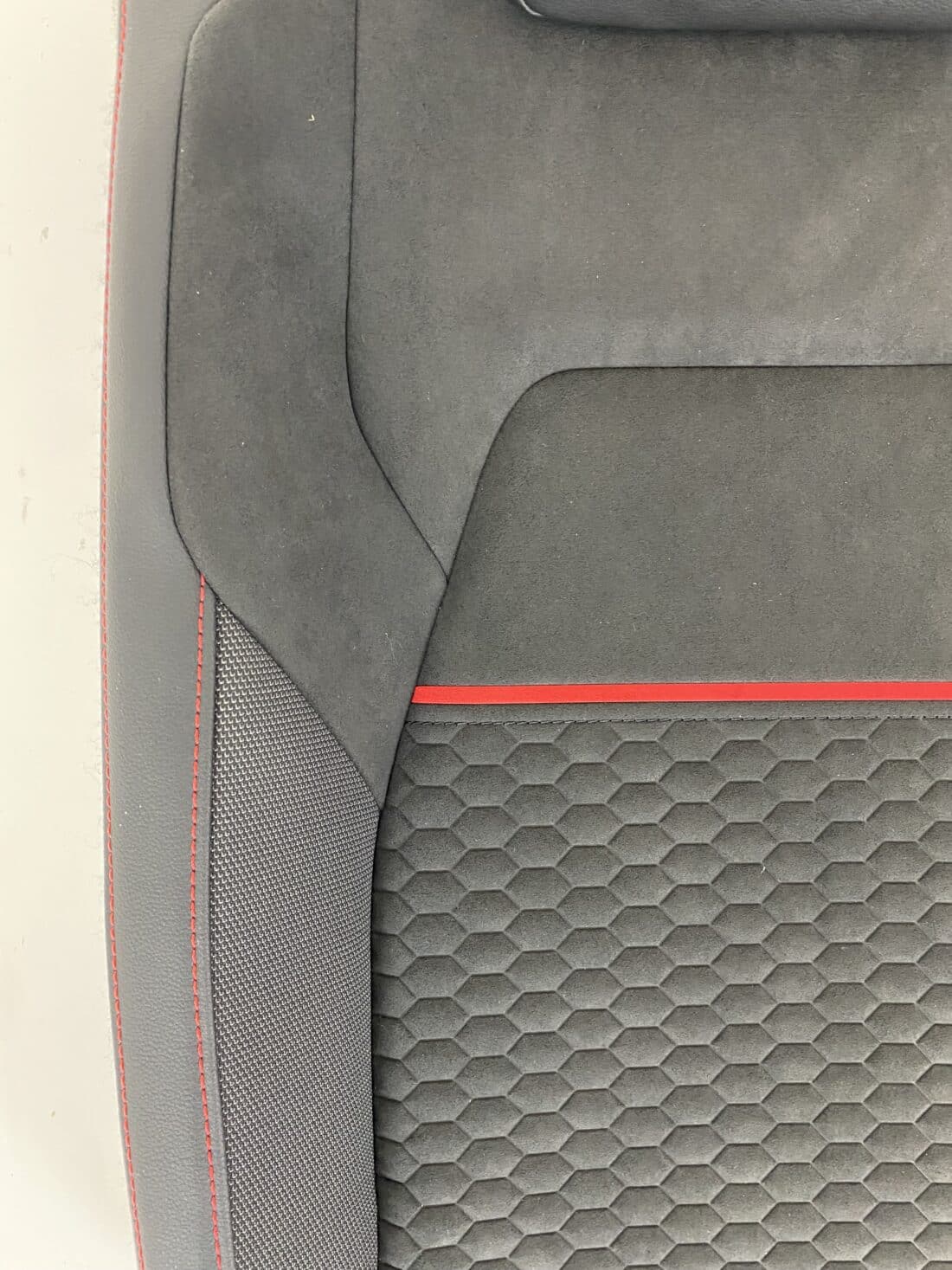 Interieur Vw Golf 8 Gti Clubsport Alcantara Grijs Honingraat Rode Strepen