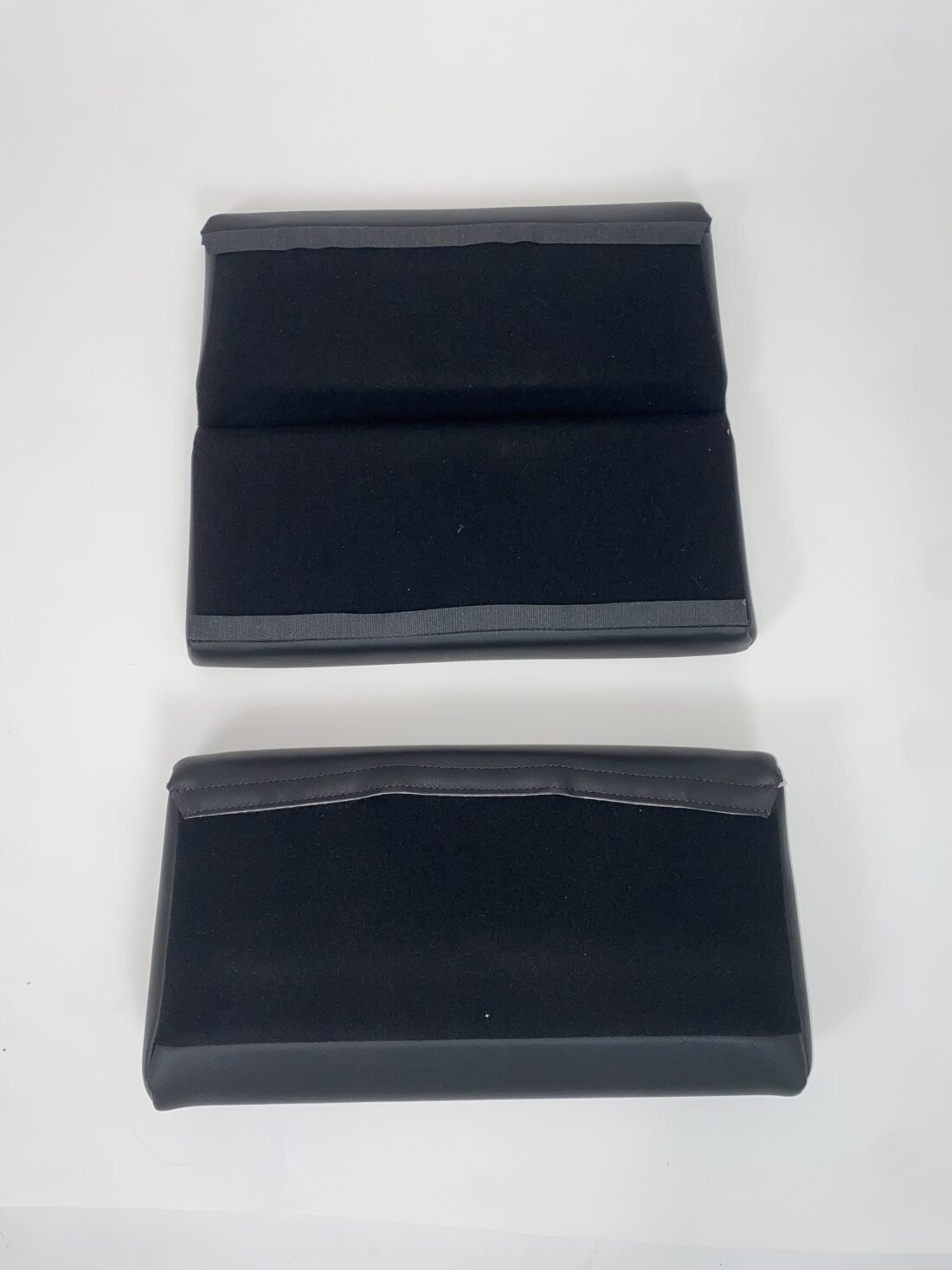 Trp Post Container Data Trp Post ID 19906 Seat Cushion, 3-piece, Pole Position Abe, Faux Leather, Black, 7228119 B36 Et Trp Post Container